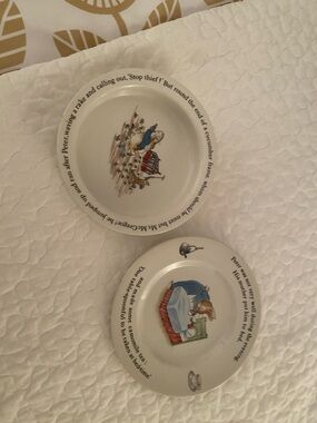 Wedgwood White Plate Pair with Blue and Red Illustration